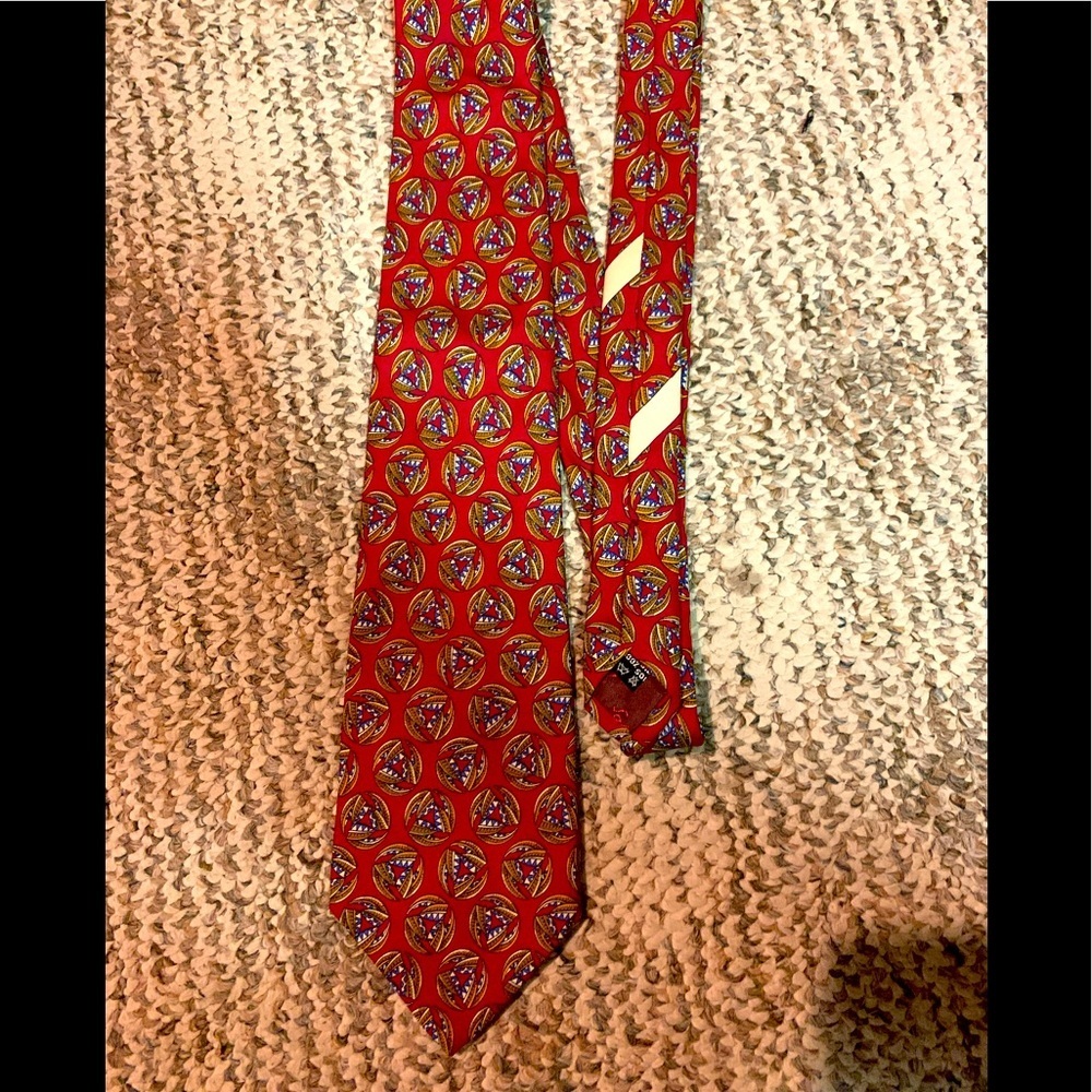 Salvatore Ferragamo tie - Picture 2 of 6